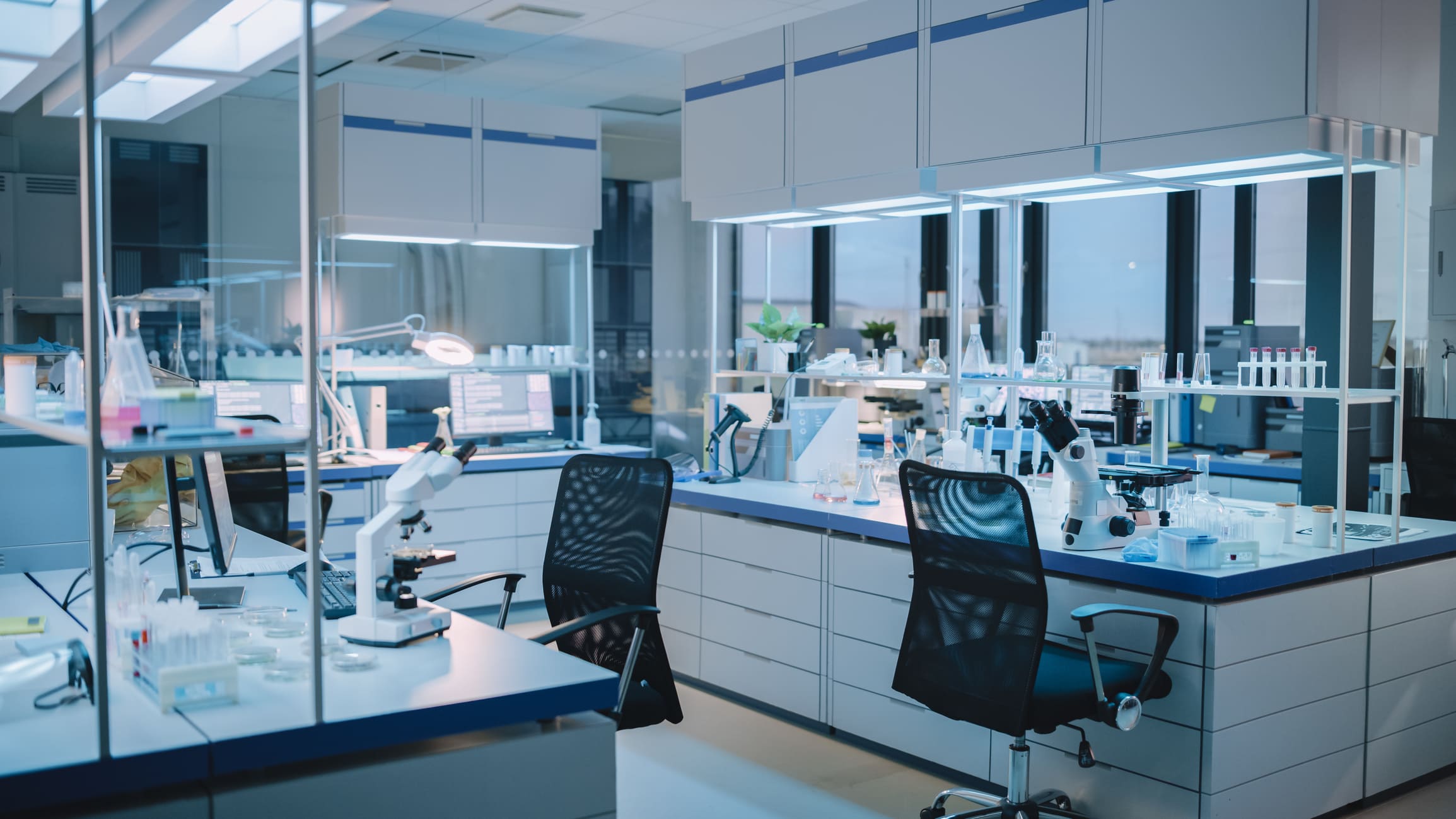Contacts, locations and references | Emmebi International S.p.a.