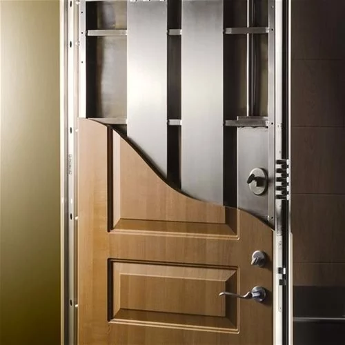 Metales y materiales compuestos.